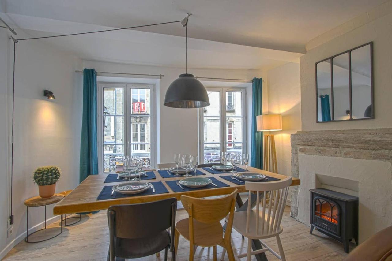 Freedom Grand Triplex Lumineux Decoration Contemporaine - Plein Centre Historique Bayeux - Parking Gratuit A Proximite Proche Commerces Restaurants - Plages Du Debarquement 외부 사진
