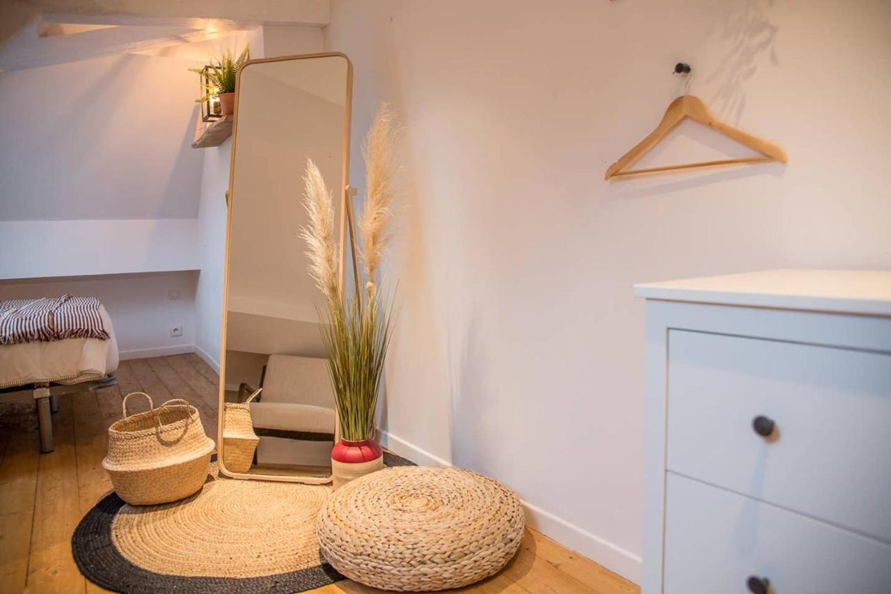 Freedom Grand Triplex Lumineux Decoration Contemporaine - Plein Centre Historique Bayeux - Parking Gratuit A Proximite Proche Commerces Restaurants - Plages Du Debarquement 외부 사진
